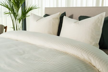Housse de couette blanc cassé rayures